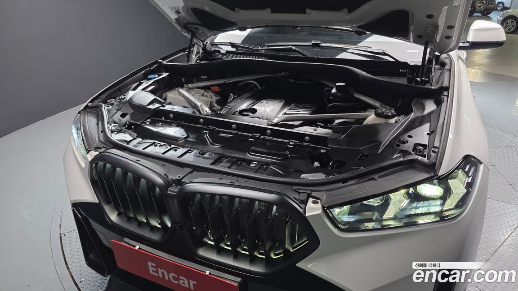 BMW X6 xDrive40d M Sport Online Exclusive, 2024