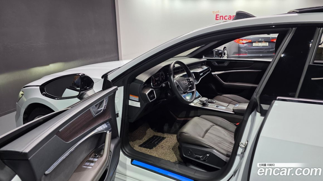Audi A7 55 TFSI Quattro Premium, 2022