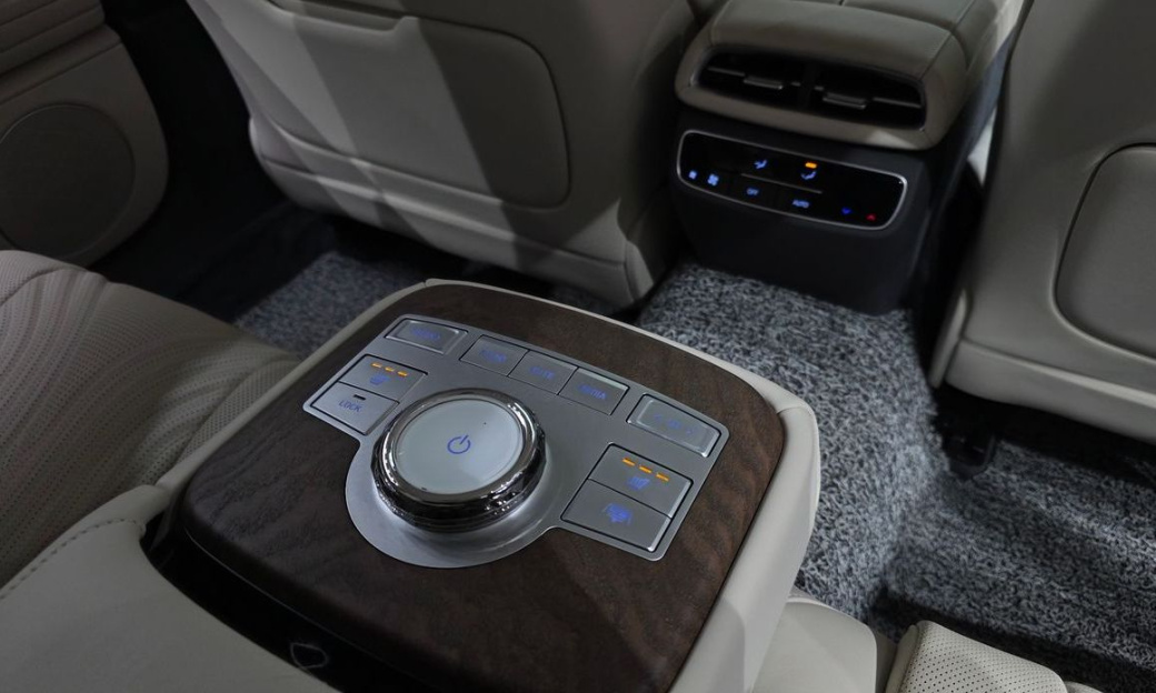 Genesis G80 Gasoline 2.5 Turbo AWD, 2023