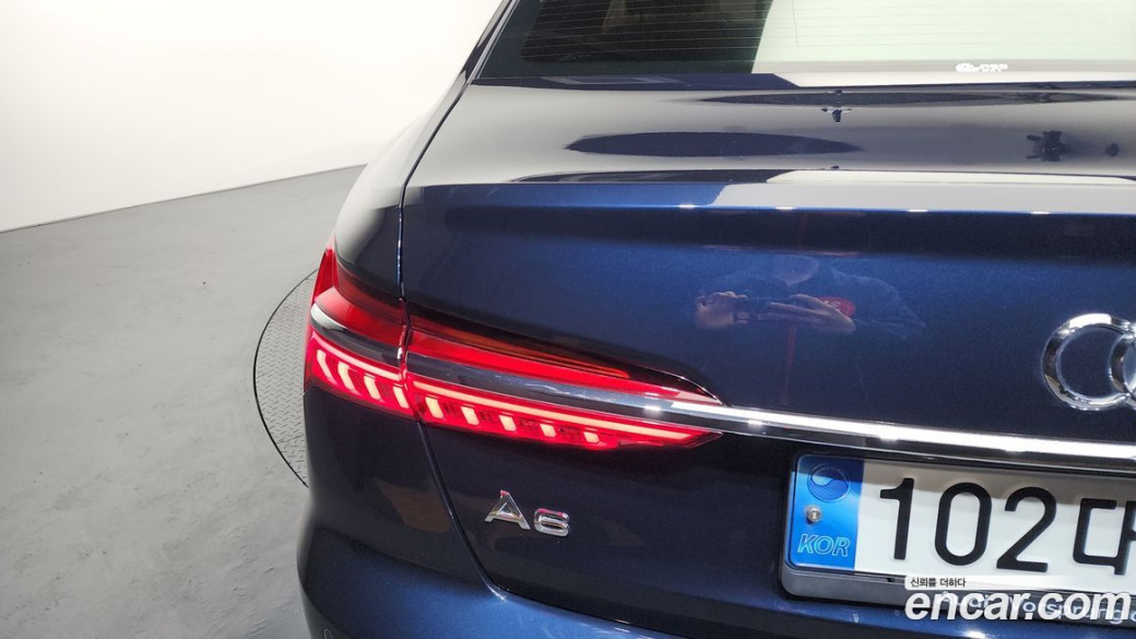 Audi A6 45 TFSI Premium, 2022