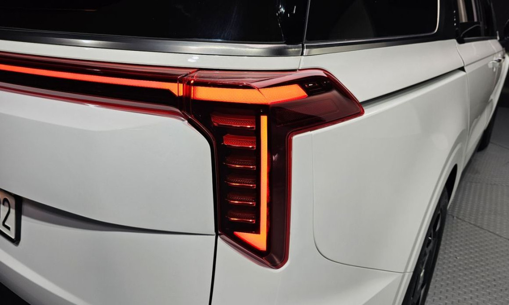 Kia Carnival 7-Seater Noblesse, 2024