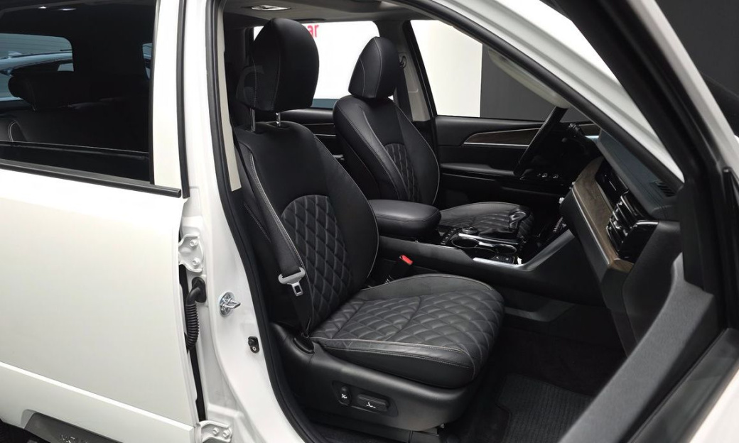 Kia Mohave Diesel 3.0 4WD 5-Seater, 2022