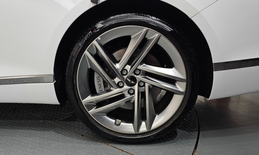 Genesis G80 Gasoline 2.5 Turbo AWD, 2025