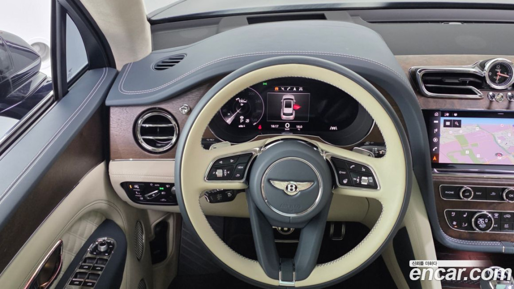 Bentley Bentayga 4.0 V8 Azure, 2023