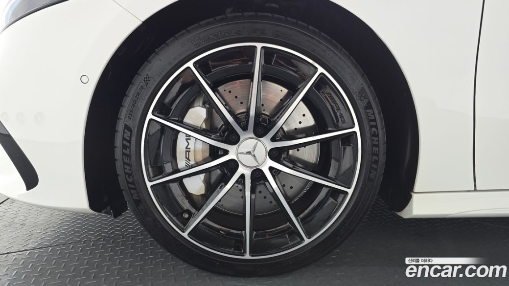 Mercedes-Benz A-Class AMG A35 4MATIC Sedan, 2024