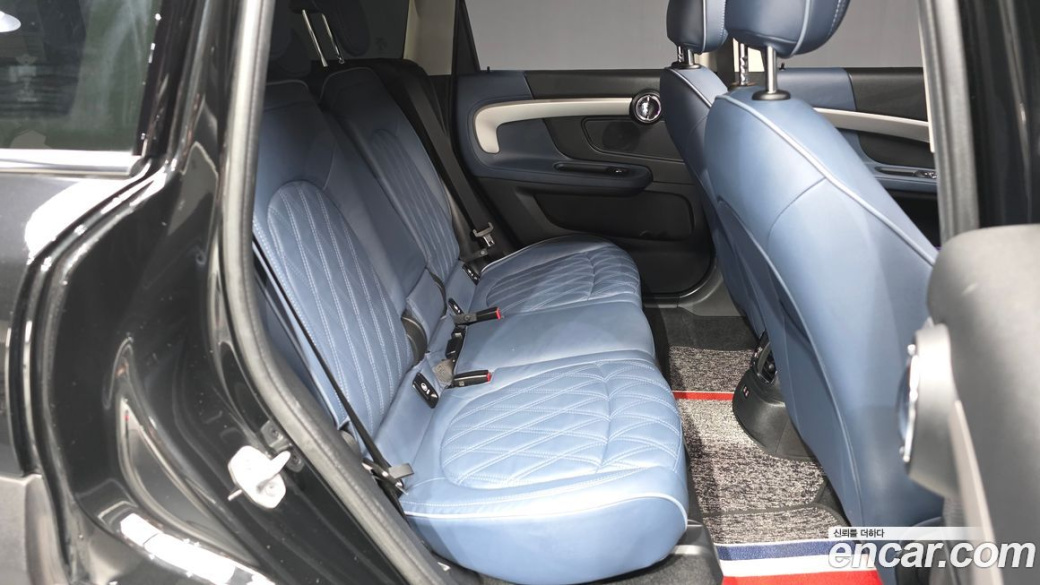 Mini Countryman ALL4 Classic Launch Pack, 2023