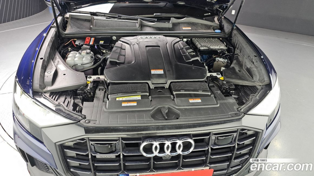 Audi Q8 45 TDI Quattro Premium, 2021