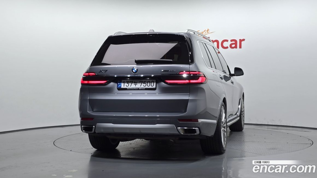BMW X7 xDrive 40i Design Pure Excellence 6-Seater, 2023