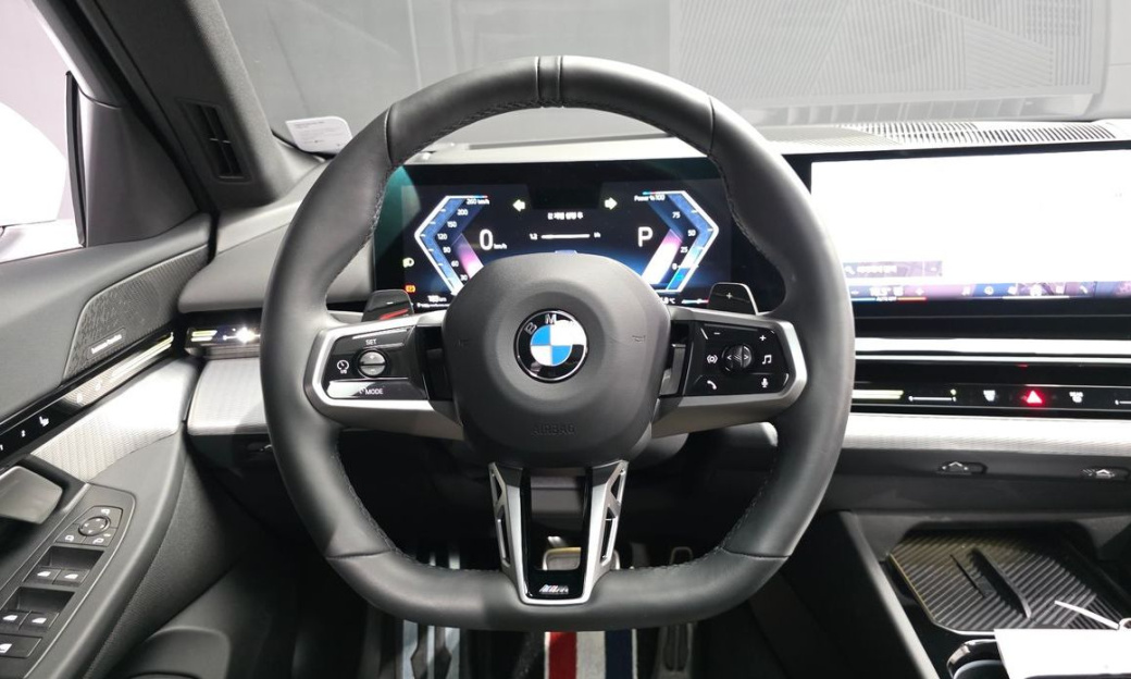 BMW 5-Series 520i M Sport, 2024