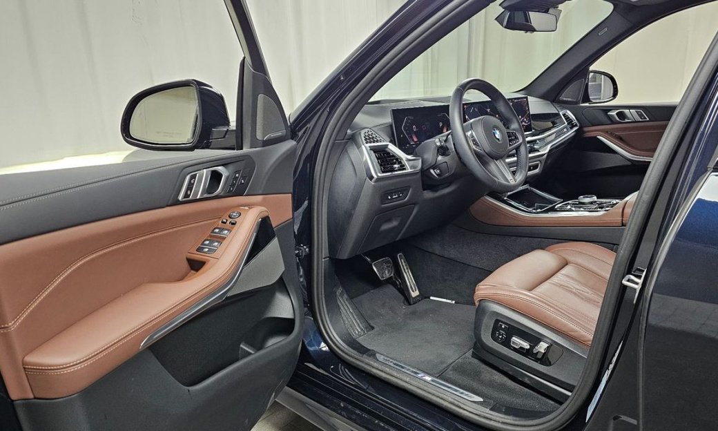 BMW X5 xDrive 40i M Sport, 2025