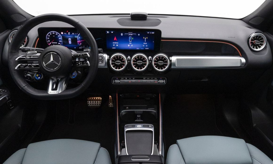 Mercedes-Benz GLB-Class AMG GLB35 4MATIC, 2025