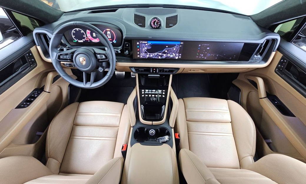 Porsche Cayenne 4.0 GTS Coupe, 2025