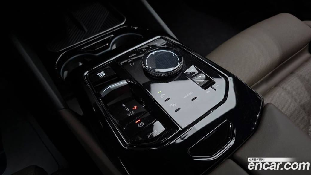 BMW 5-Series 523d M Sport, 2025