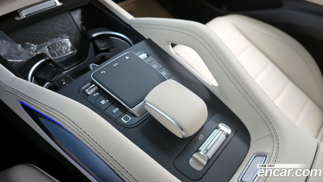 Mercedes-Benz GLE-Class GLE450 4MATIC, 2025