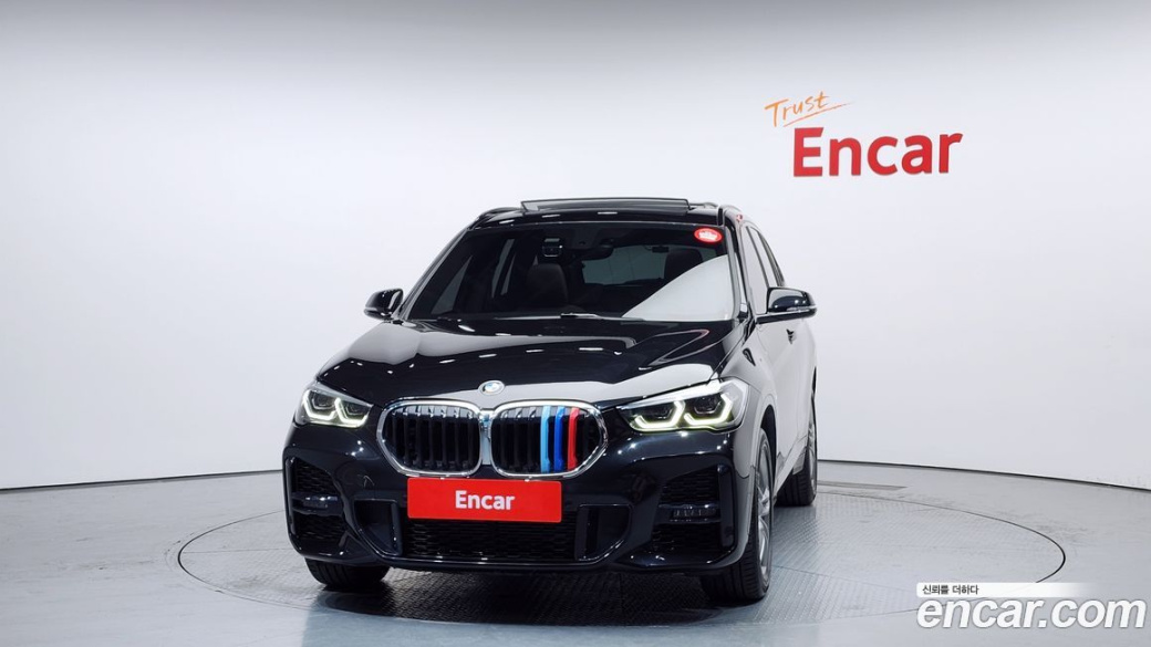 BMW X1 xDrive 20i M Sport, 2022