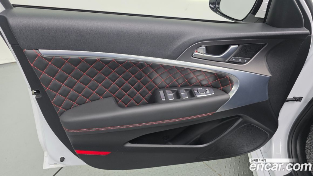 Genesis G70 Gasoline 2.5T 4WD, 2024