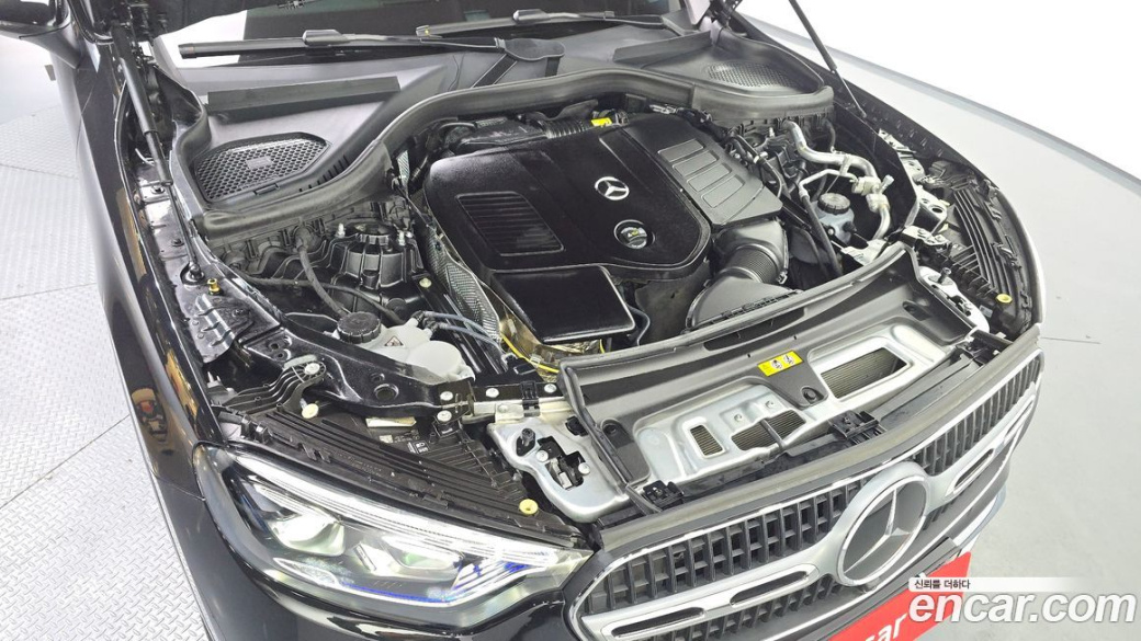 Mercedes-Benz GLC-Class GLC 300 4MATIC Avantgarde, 2025