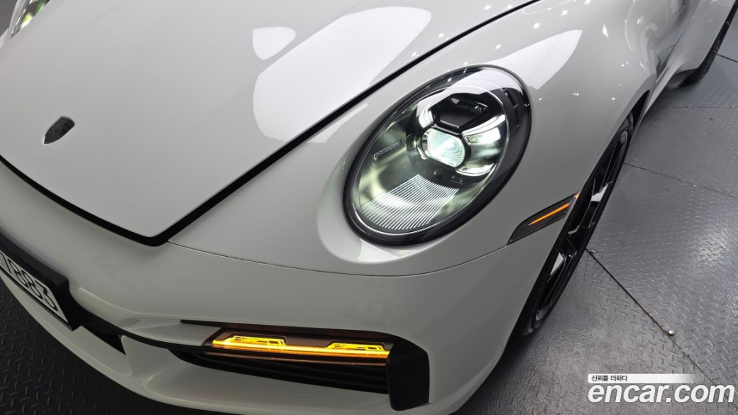 Porsche 911 Turbo S Cabriolet, 2024