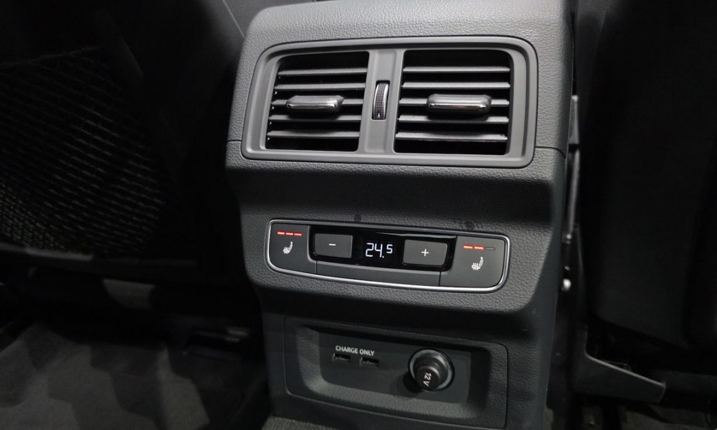 Audi Q5 45 TFSI Quattro Premium, 2024