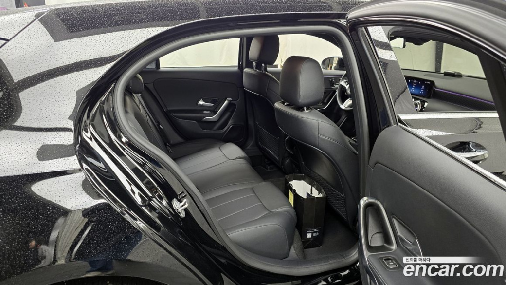 Mercedes-Benz A-Class A220 Hatchback, 2025