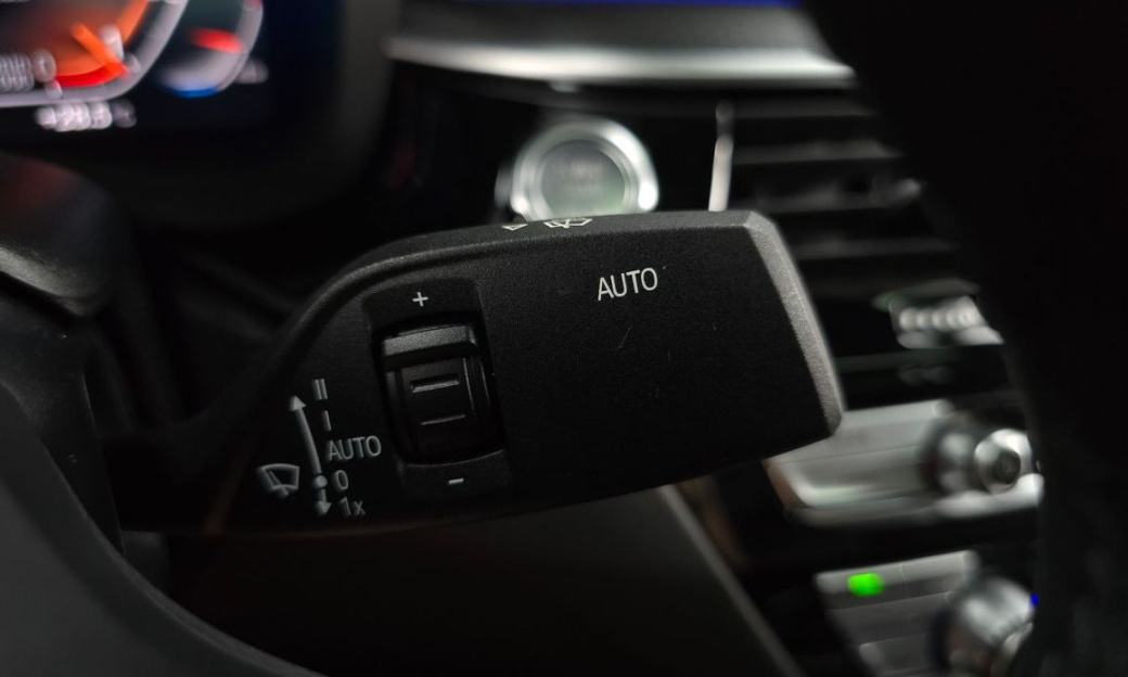 BMW 5-Series 520i M Sport, 2023