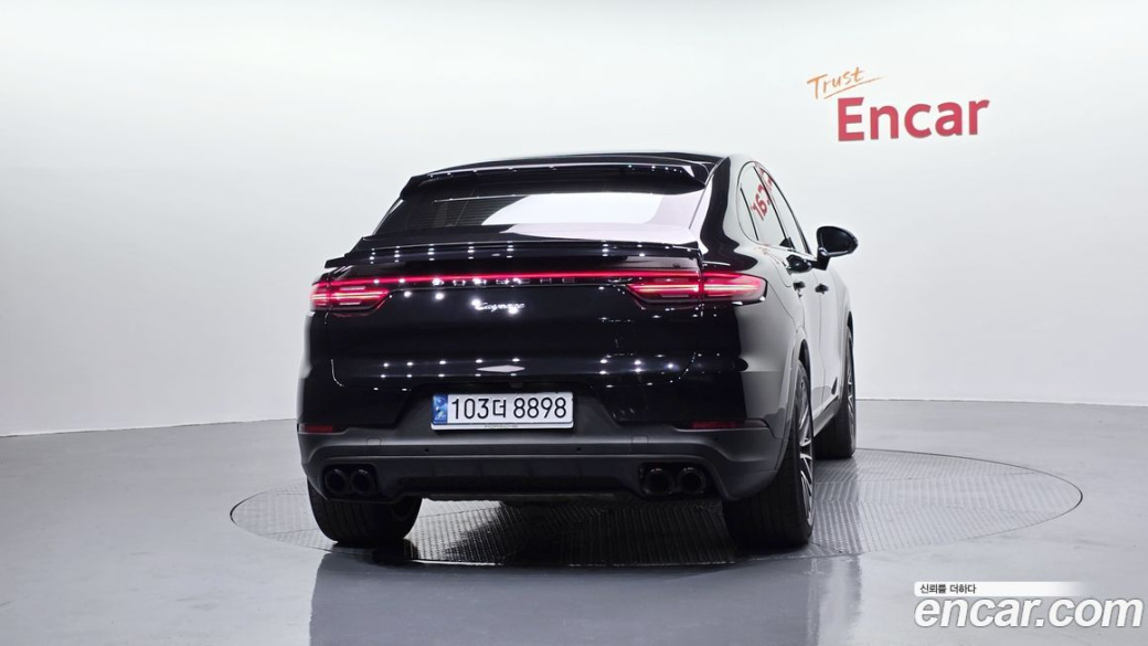 Porsche Cayenne 3.0 Coupe, 2022