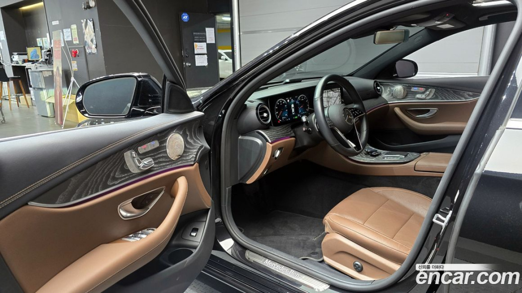 Mercedes-Benz E-Class E350 4MATIC Avantgarde, 2022