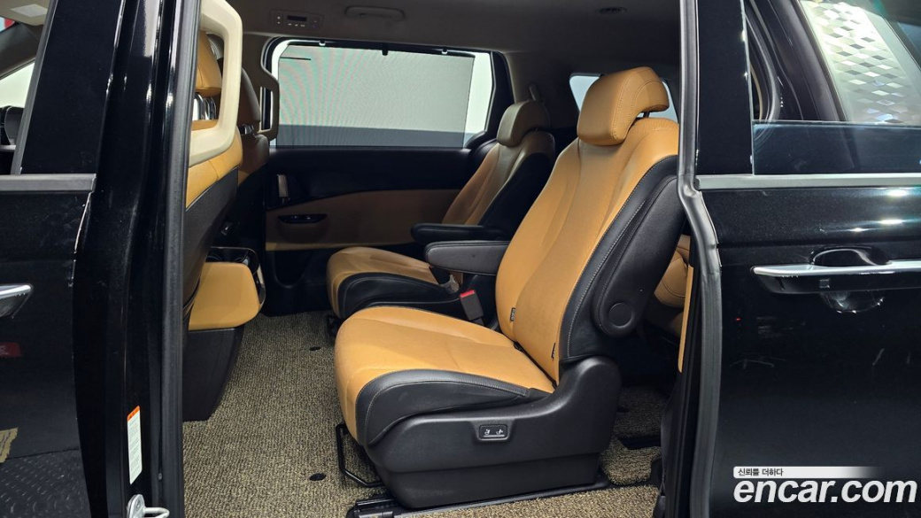 Kia Carnival 9-Seater Noblesse, 2022