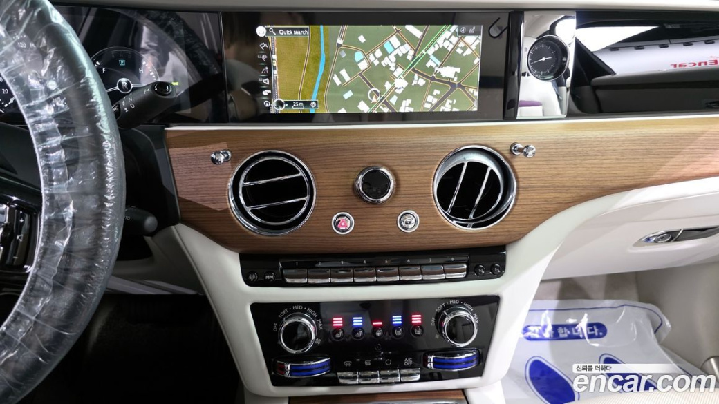 Rolls-Royce Ghost 6.7 V12, 2023