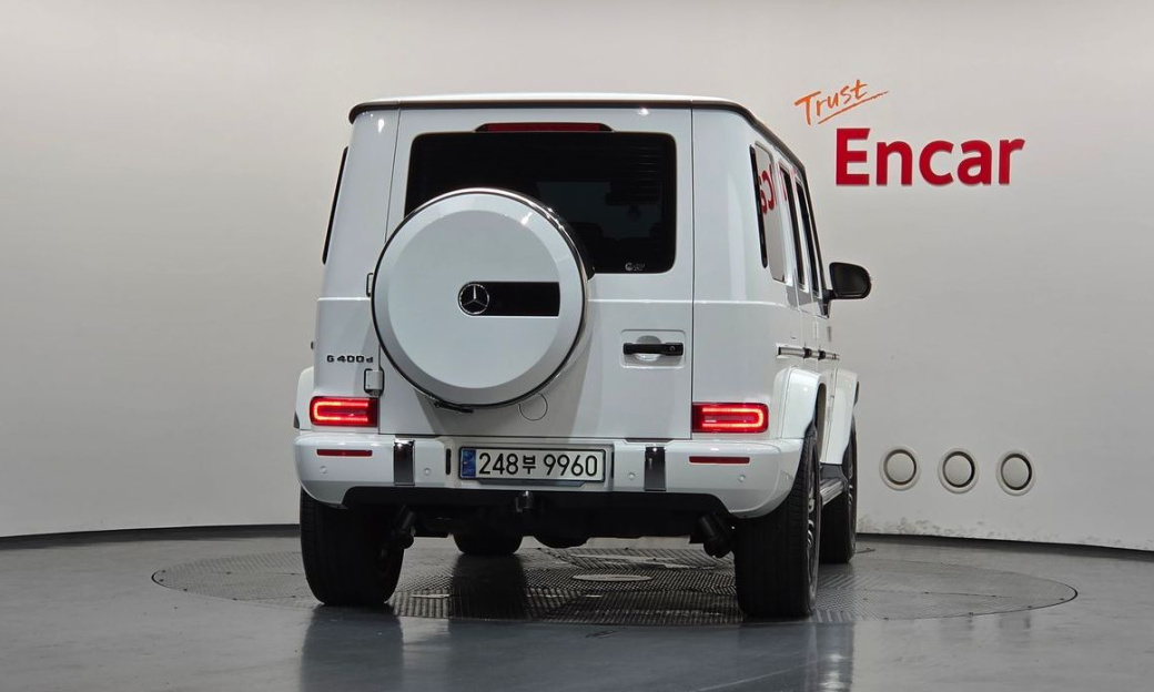 Mercedes-Benz G-Class G400d, 2023