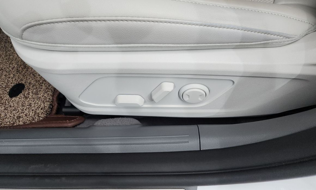Hyundai Grandeur 2,5 Gasoline 2WD, 2024
