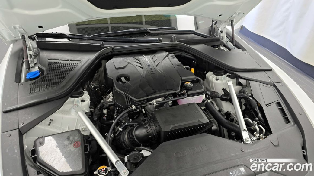 Genesis G80 Gasoline 2.5 Turbo AWD, 2025