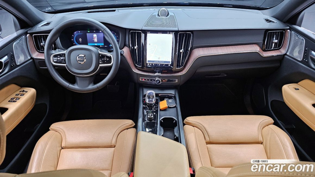 Volvo XC60 B6 Ultimate Bright, 2023
