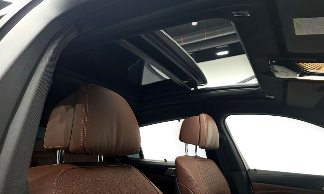 BMW X6 xDrive40i M Sport, 2023