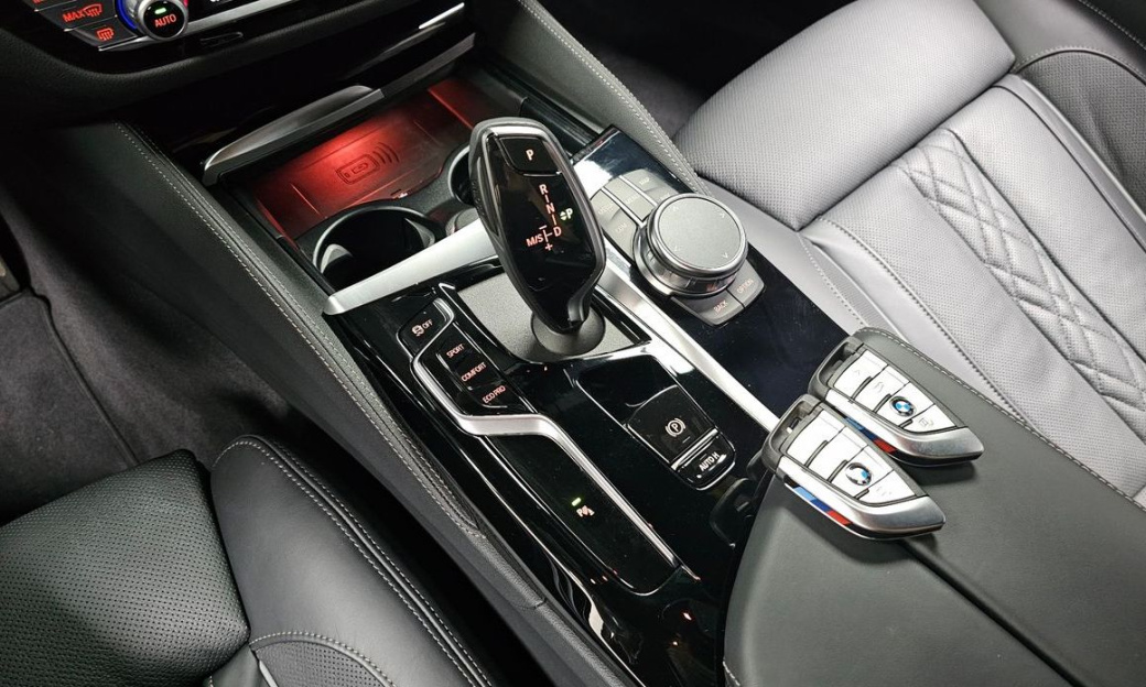 BMW 5-Series 530i M Sport Package, 2023