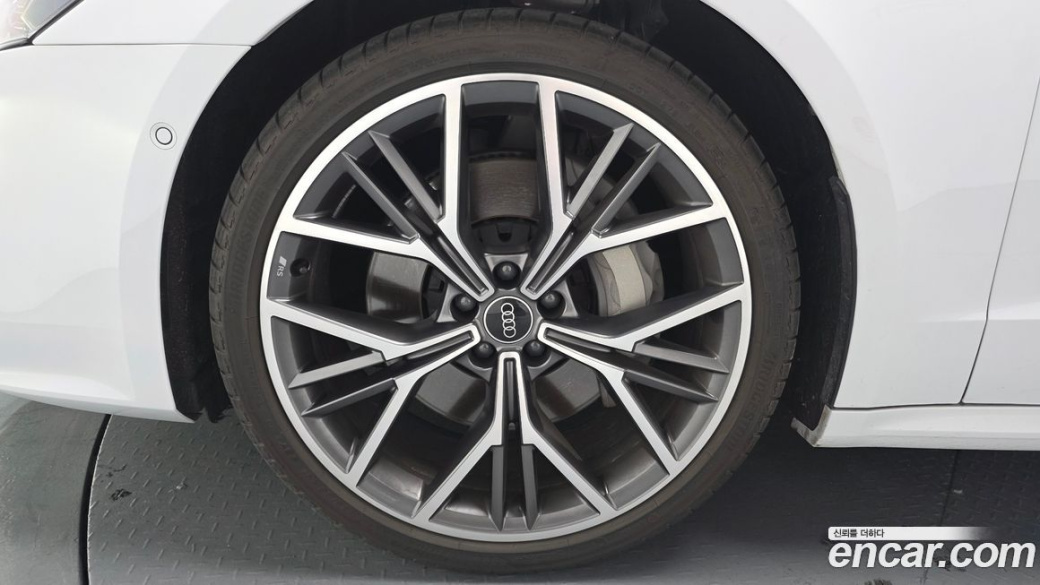 Audi A7 55 TFSI Quattro Premium, 2025