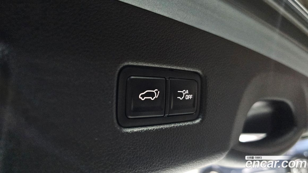 Kia Carnival 9-Seater Signature, 2023