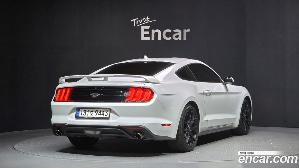 Ford Mustang Coupe, 2023