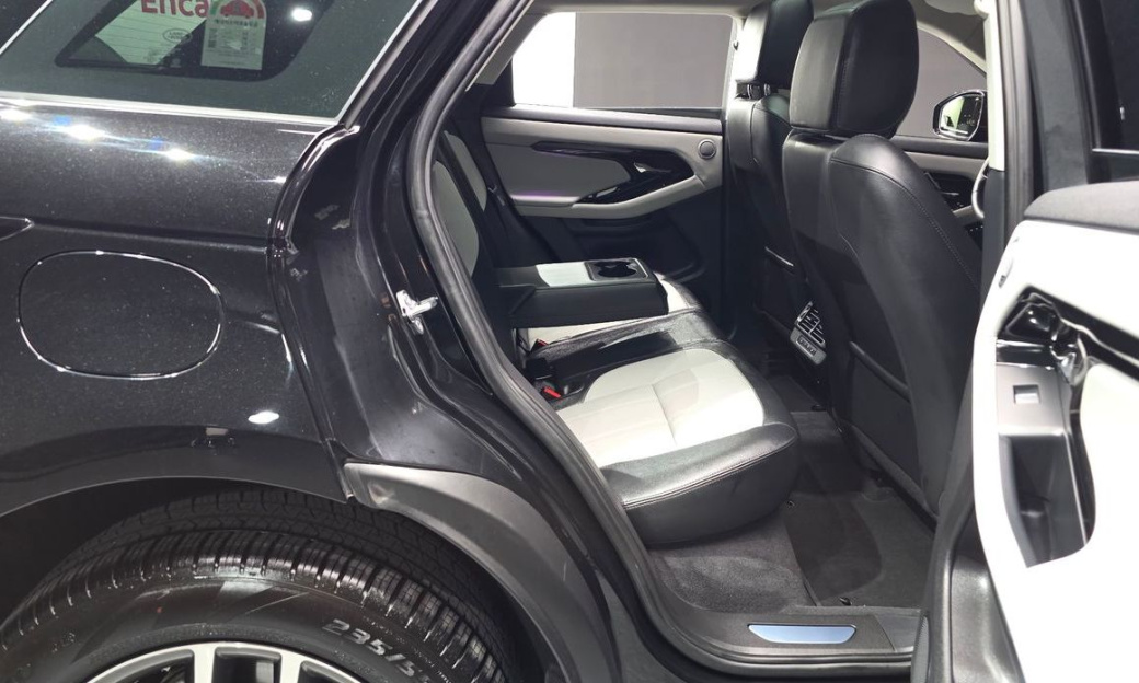 Land Rover Range Rover Evoque P250 Dynamic SE, 2024
