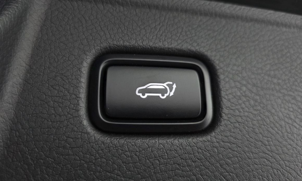 Kia Mohave Diesel 3.0 4WD 7-Seater, 2023