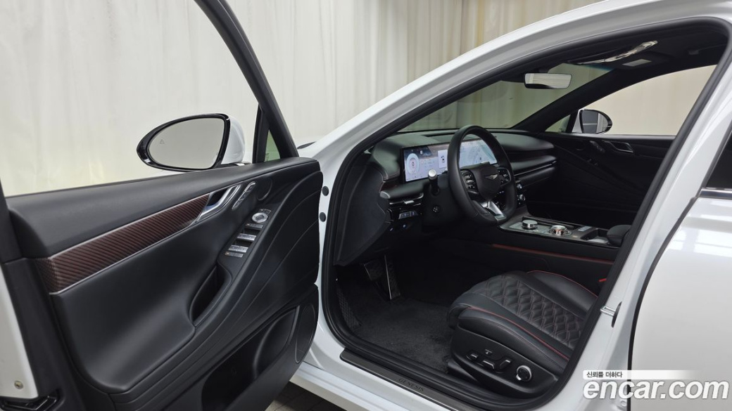 Genesis G80 Gasoline 2.5 Turbo AWD, 2026