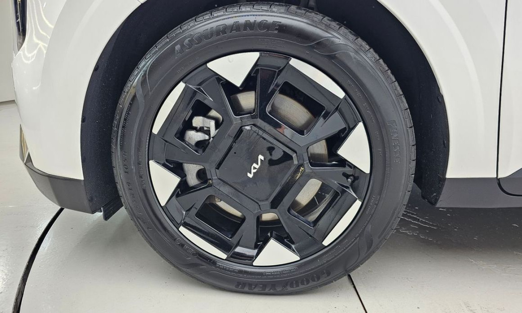 Kia Carnival 9-Seater Noblesse, 2025
