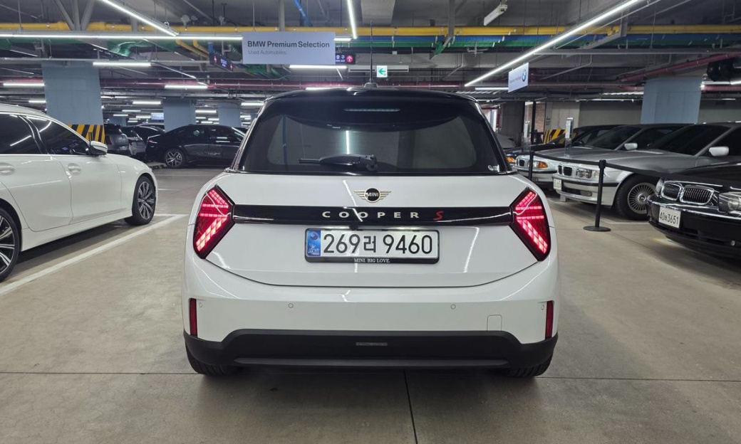 Mini Cooper 5 Door Favoured, 2025