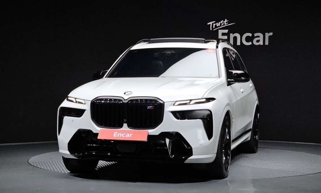 BMW X7 M60i xDrive M sport 6STR, 2025
