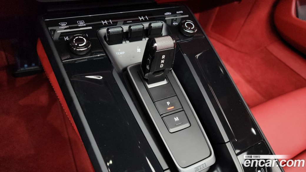 Porsche 911 Carrera GTS Cabriolet, 2025