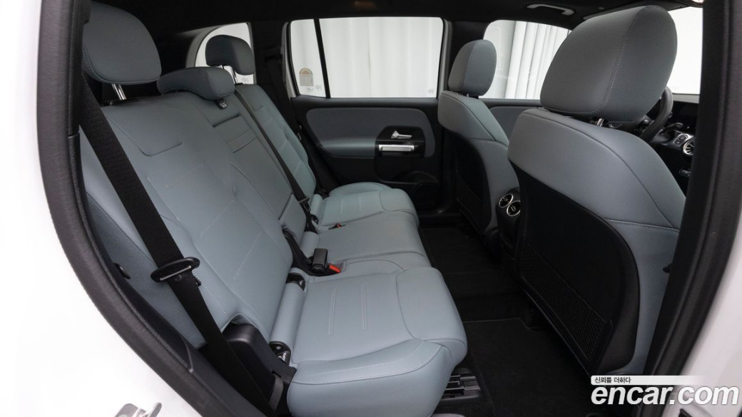 Mercedes-Benz GLB-Class AMG GLB35 4MATIC, 2025