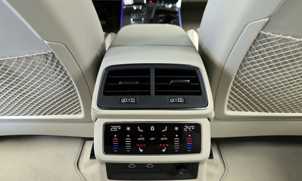 Audi A6 45 TFSI Premium, 2025