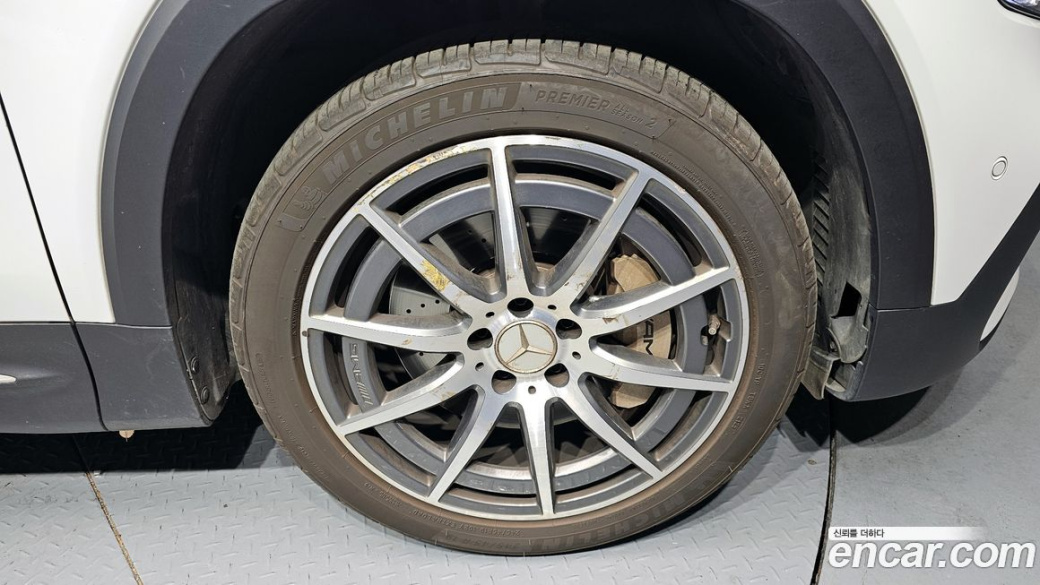 Mercedes-Benz GLB-Class AMG GLB35 4MATIC, 2023