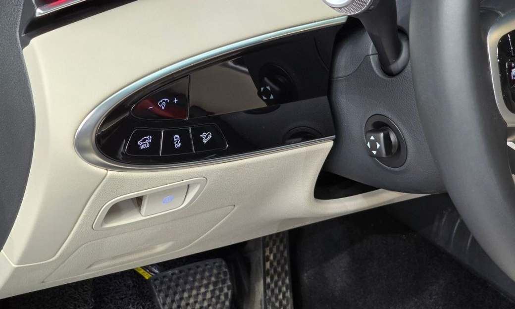 Genesis GV70 2.5T Gasoline 2WD, 2025
