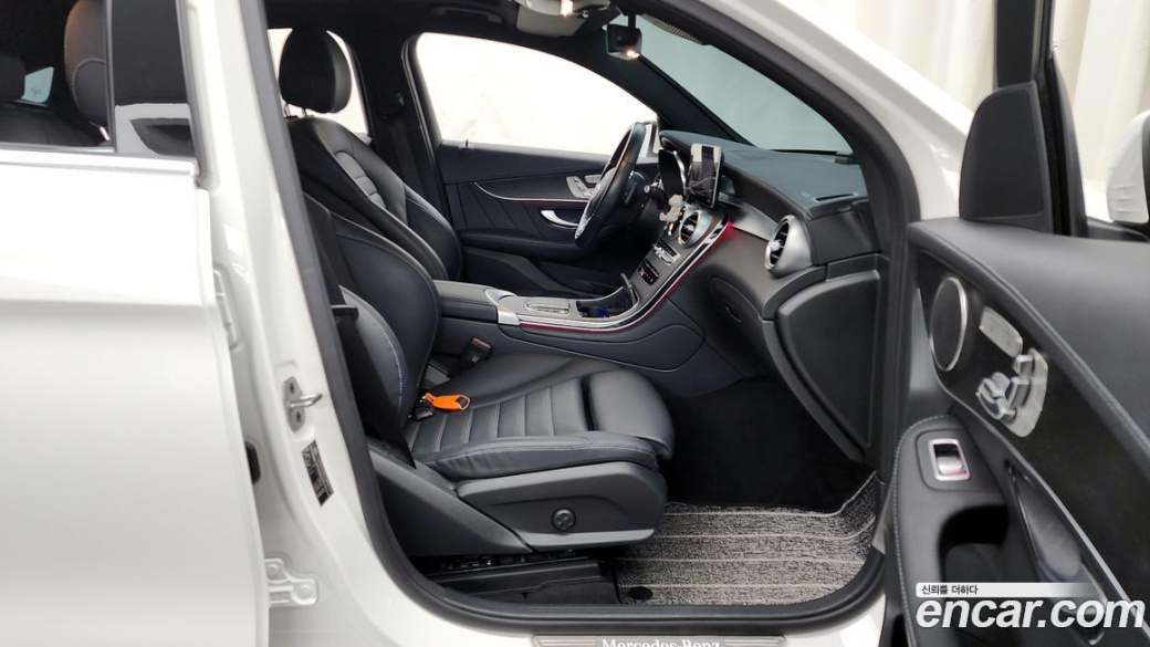 Mercedes-Benz GLC-Class GCL300 4MATIC Coupe, 2023
